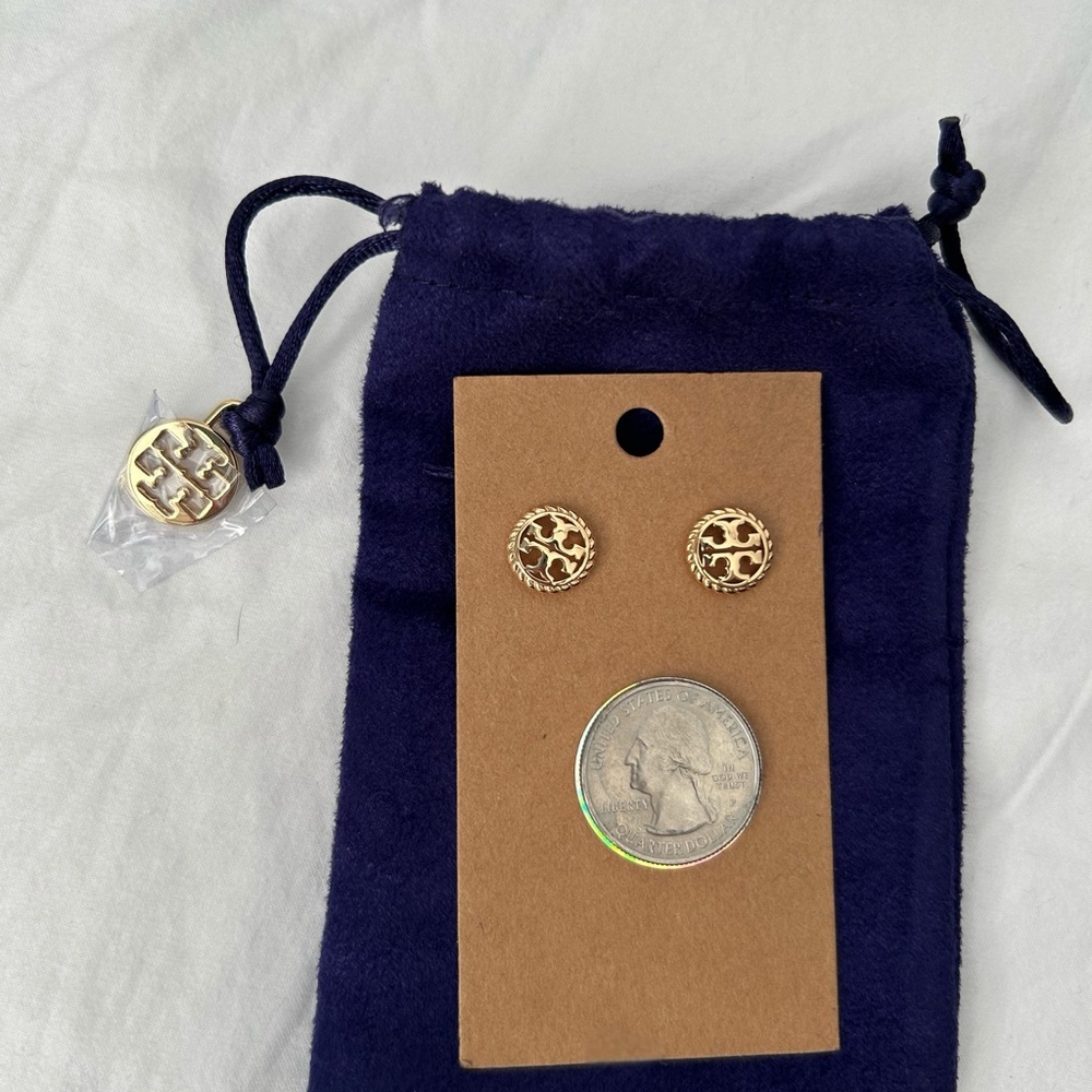 Tory Birch earrings   New in pouch - Picture 6 of 6